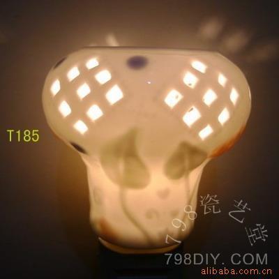 愛的柔光守護 · 蛋形陶瓷小夜燈——溫馨夜色的完美伴侶